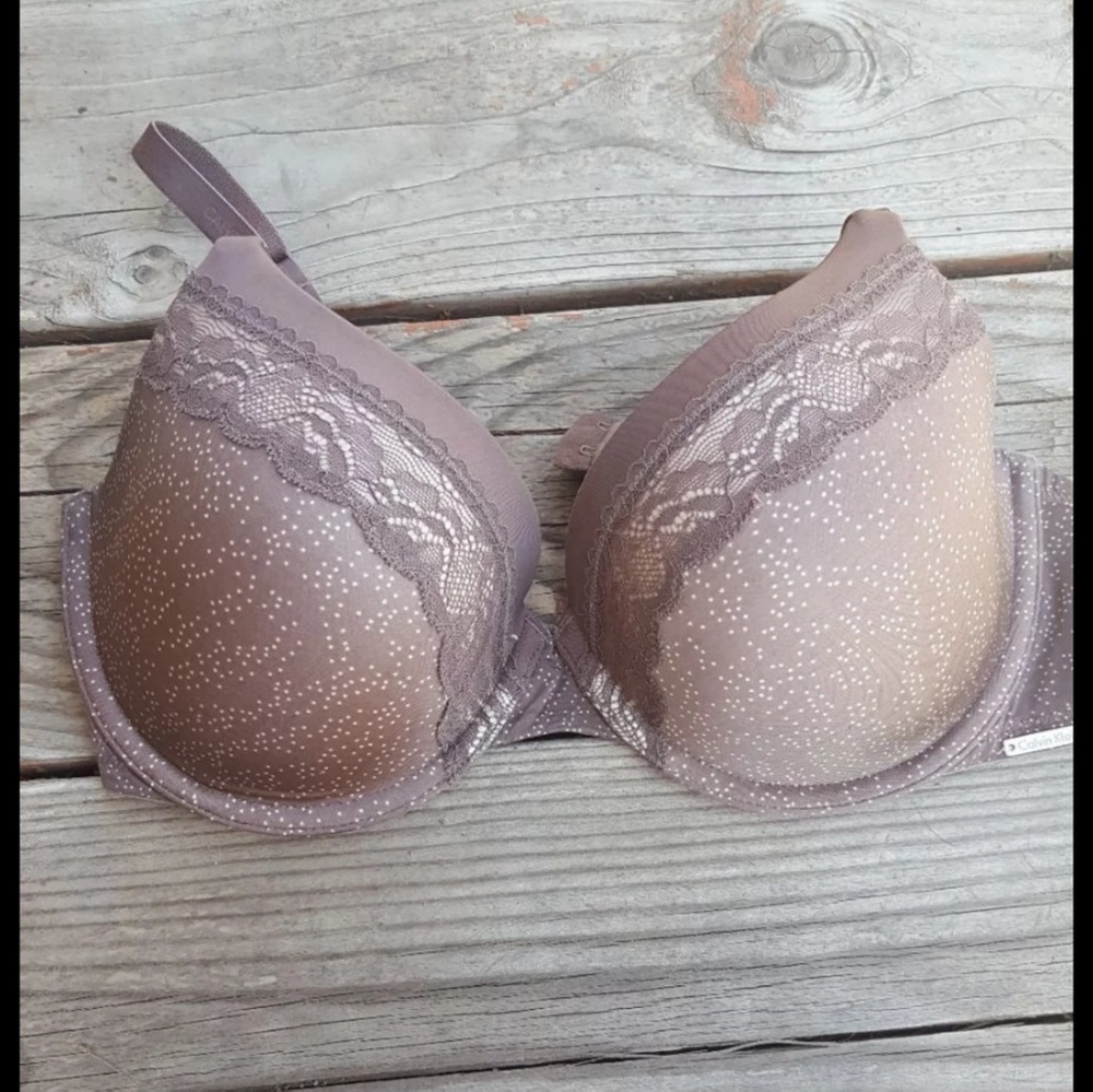 Calvin Klein 34D bra